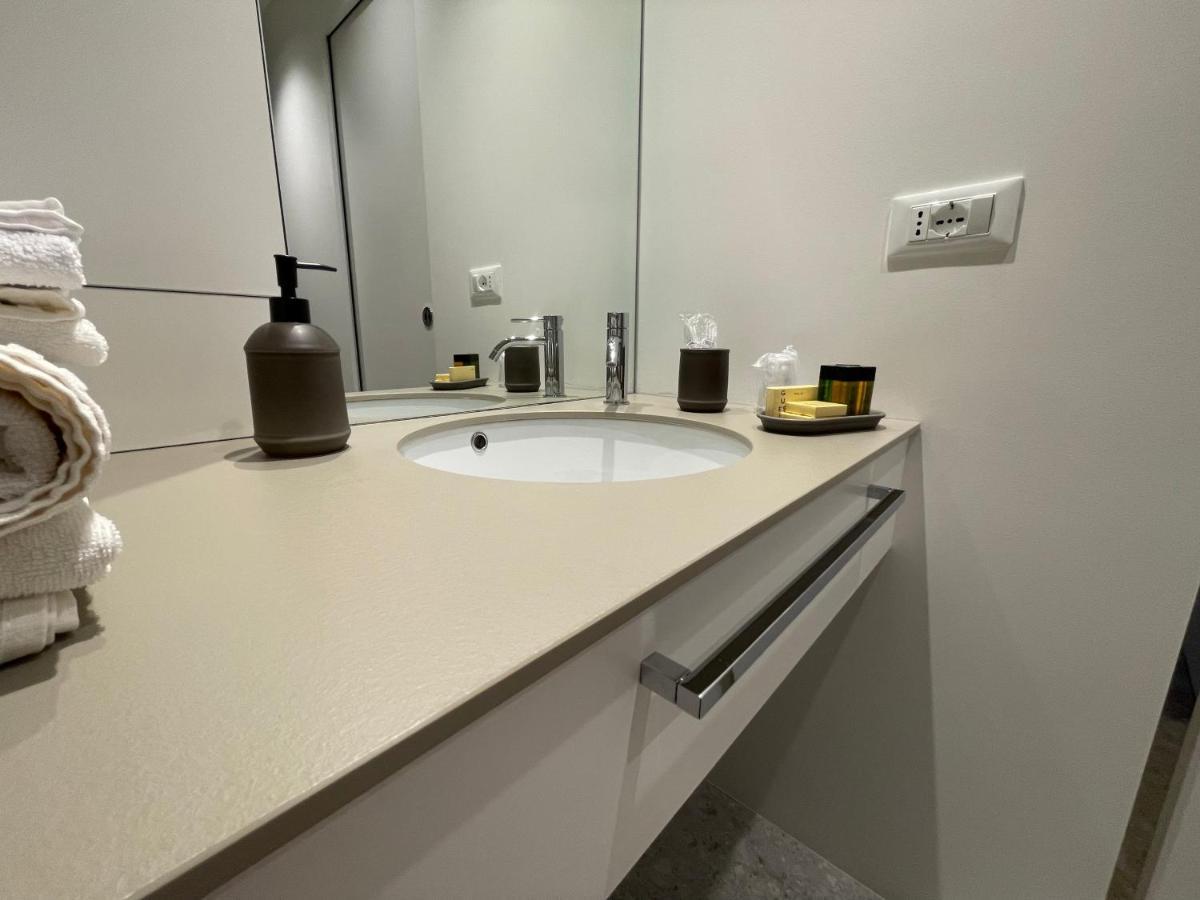 Torino48 Guesthouse Μιλάνο Εξωτερικό φωτογραφία